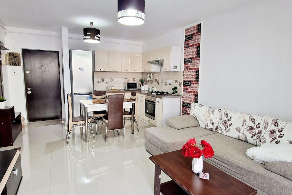 Flh - Garden Grill Escape Apartment Sibiu Bagian luar foto
